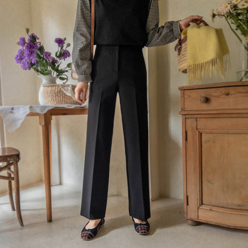 <FONT color=#5a3954>MADE LIN</font> Denian Long-legged Slacks Pants <FONT color=#d8a4a4>[size:S(55),M(66),L(77)]</font>