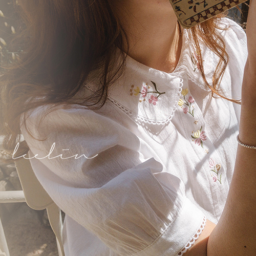 [LABEL] Summer Girl Flower Embroidery Kara Yeori Blouse[size:F,1]