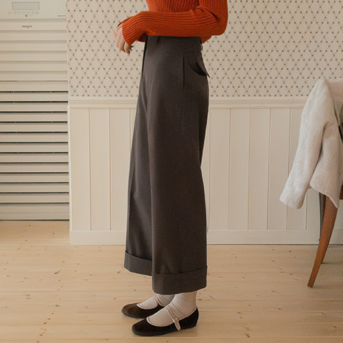 [Special Sale 40% ★Limited Quantity] <FONT color=#5a3954>MADE LIN</font> Mocha Latte Semi-Wide Roll-Up Cotton Pants [size: S, M]