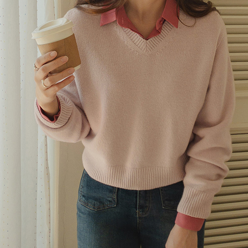 <FONT color=#5a3954>MADE LIN</font> Milk Tea Whole Garment V-neck Wool knit [size: F (55~66)]