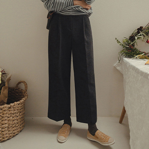 [Special Sale 6,000 Won Discount] <FONT color=#5a3954>MADE LIN</font> [Gray] Jest Warm and Cozy Stretchy Culotte Pants [size: S, M, L]