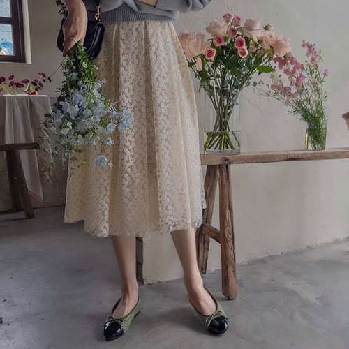 [New product special price 10,000 won discount] <FONT color=#5a3954>MADE LIN</font> Delona flower embroidery bright sugar pleated dressy band Skirt [size: F(55~66)]