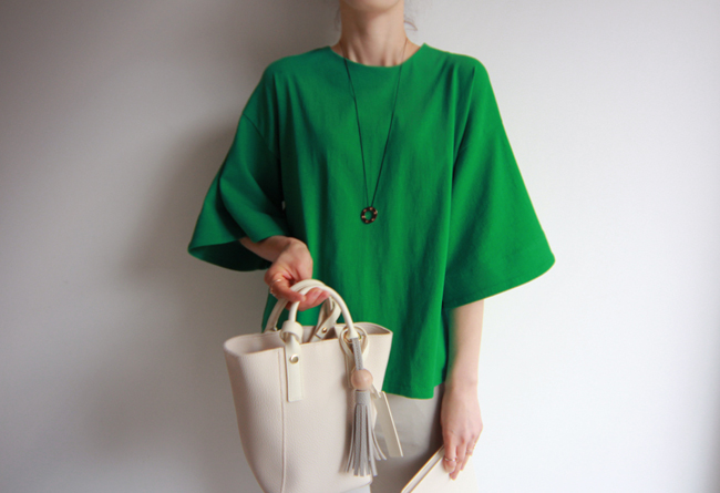 <FONT color=#dd6a89>[Big Sale 50%♥Limited]</font> Pulling The Sleeve Tee <FONT color=#d8a4a4>[size:F,1]</font>