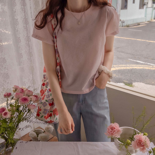 [New product special price 8,000 won discount] <FONT color=#5a3954>MADE LIN</font> Catherine Light and Cool Cute Shoulder Puff Blouse [size: F, L]