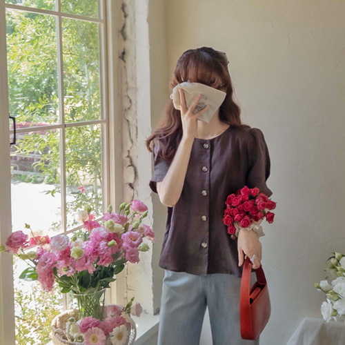 [Best Special Price 10,000 Won Discount] <FONT color=#5a3954>MADE LIN</font> Vienna Lovely Pleats Summer Linen Puff Blouse [size: F (55~66)]
