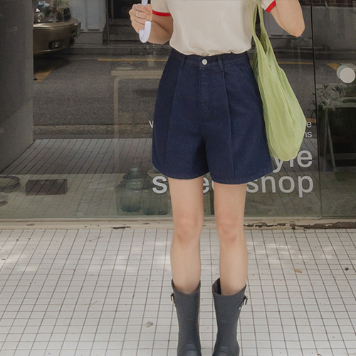 Mining Non-fade Pintuck Denim Shorts [size:S,M,L]
