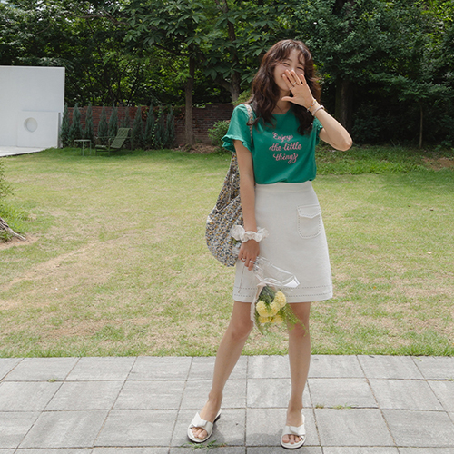 [New product 4,000 won discount] [Lovely] <FONT color=#5a3954>MADE LIN</font> Shael stitch pocket Skirt [size: S, M]