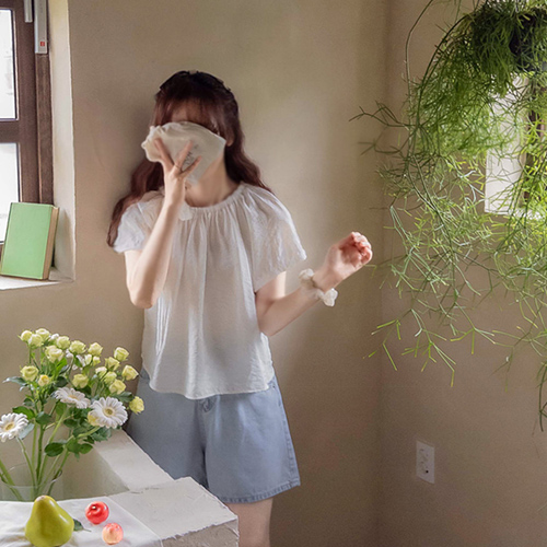 Summerbon Neck Sharing Band Wrinkle-free, Lightweight Cool Blouse [size: F (55~66)]