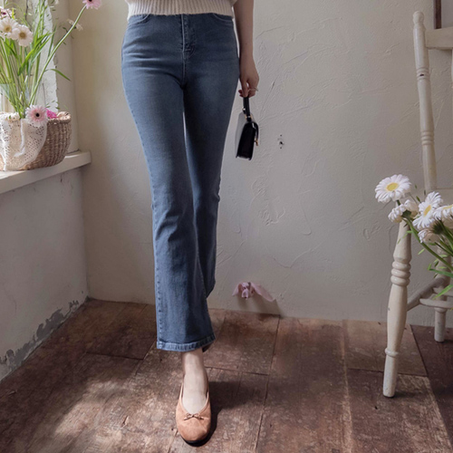 [New product special price 8,000 won discount] <FONT color=#5a3954>MADE LIN</font> soft denim, chewy, resilient, cheese spandex, slim boot cut band pants [size: S, M, L, XL]