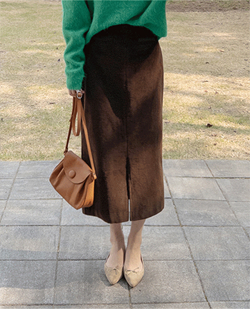 Warm Corduroy H-line Skirt [size: F (55~66)]