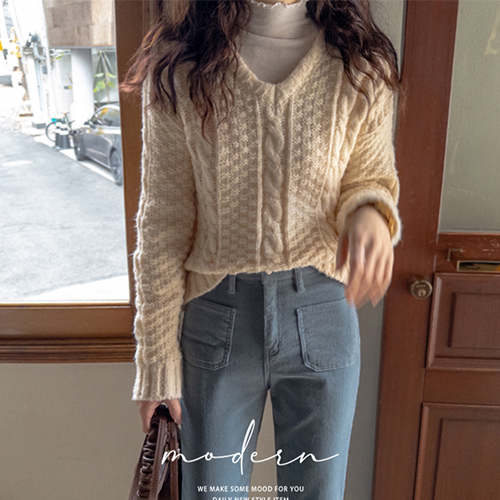 [Woolhamyu]dorothy loose and loose fit cable knit [size:F(55~66)]