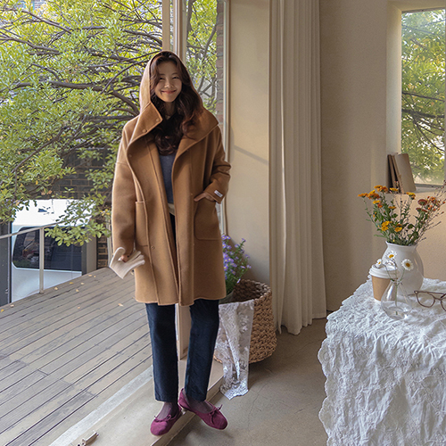 [Wool 100%] Lanai Light and Warm Handmade Hooded Coat [size: F (55~77)]