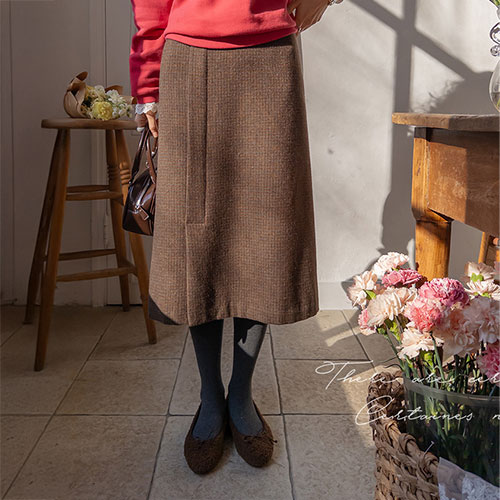 [New product special price 7,000 won discount] <FONT color=#5a3954>MADE LIN</font> [Contains 40% wool] Biel Feminine Gold Button Check Skirt [size: S, M]