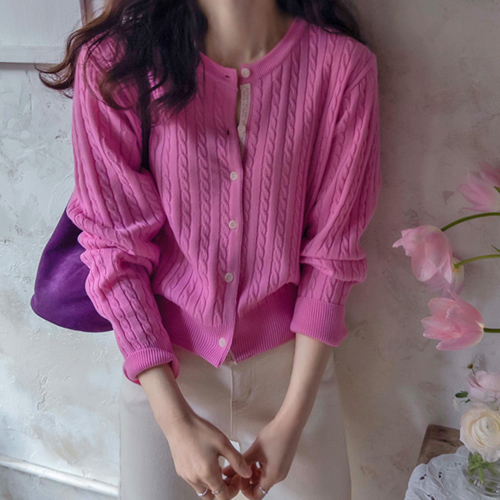 Claverine Race color combination flower embroidery tape spring turtleneck Cardigan [size:F(55~66)]