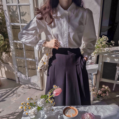 [New product special price 6,000 won discount] <FONT color=#5a3954>MADE LIN</font> Demelrose Pure Race Elegant Sleeve Point Blouse [size: F (55~66)]