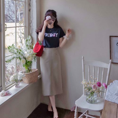[Best Special Price 5,000 Won Discount] <FONT color=#5a3954>MADE LIN</font> Karzend Spring Coordination Good Edge Team Skirt [size: S, M]