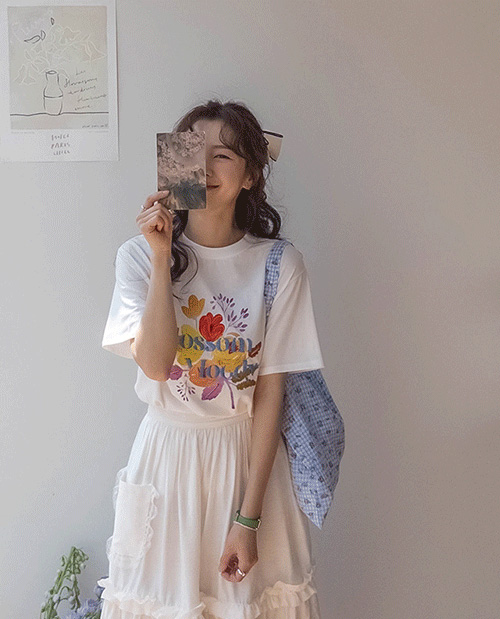 [LABEL] Gorgeous floral print lettering embroidery short-sleeve T-shirt [size: F (55~66)]