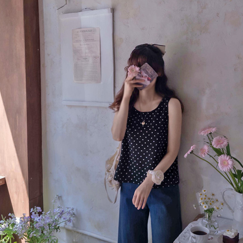 [New product special price 5,000 won discount] <FONT color=#5a3954>MADE LIN</font> Nuts Dot Round Sleeveless shirts Tee [size: F (55~66)]