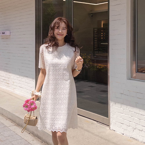 [New product special price 14,000 won discount] <FONT color=#5a3954>MADE LIN</font> Hates Wave Flower Race One Piece [size: S (55~66)]