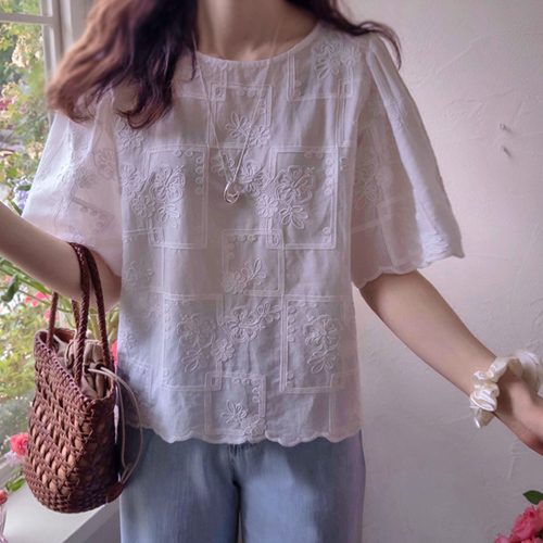 Caliber 3D Flower Embroidery Wave Shape Elegant Blouse [size:F(55~66)]