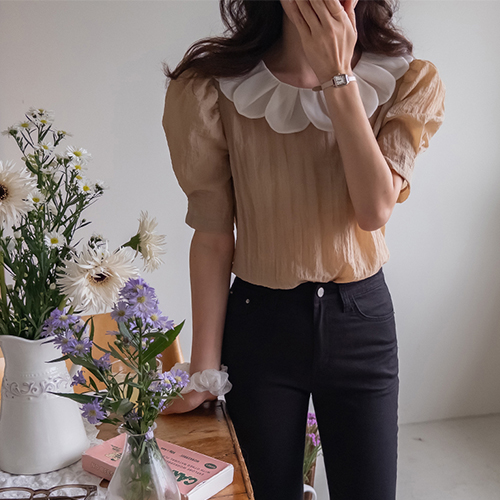[ZERO worries about wrinkles!!] Ronin Blouse that flutters like flower petals [size: F(55~66)]