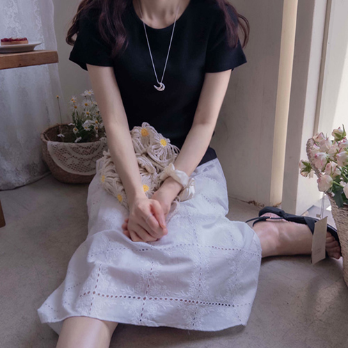 [LABEL] Rhodenia Punching Flower Embroidery Race Summer Mapsi Skirt [size:F(55~66)]