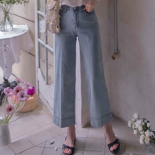 During the summer, wear summer-only Coolmax stretchy cute fit band pants [size: S, M, L]
