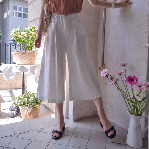 Krantzby Cooling Flexible Fit Lovelyz White Denim Skirt Pants [size:S,M,L]