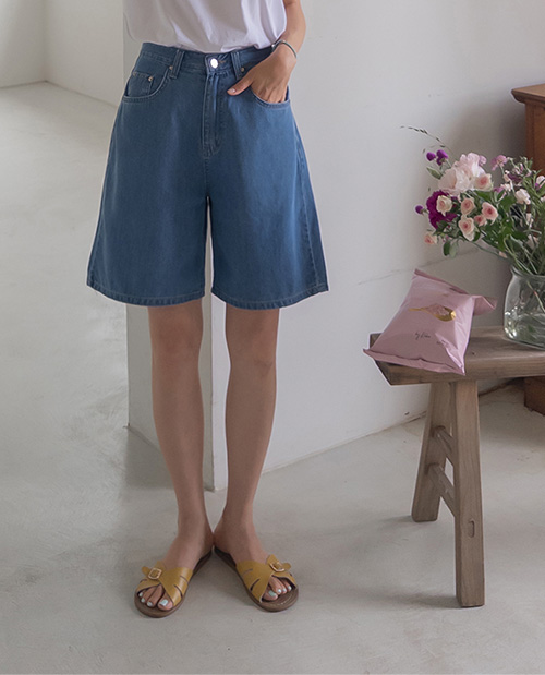 Moel Semi A-line Fit Daily Summer Bermuda Half Pants [size: S, M, L]