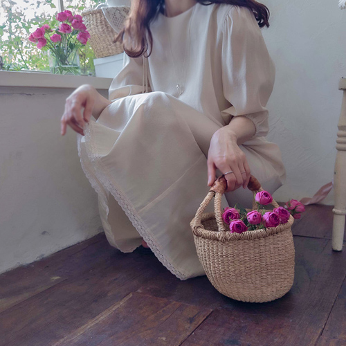 [New product special price 6,000 won discount] <FONT color=#5a3954>MADE LIN</font> Renaire Yerifit Volume Race One Piece [size: F(55~66)]