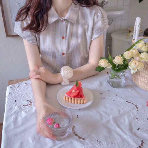 [LABEL] Romentia SummerST Cute Collar Button Point Blouse [size: F (55~66)]