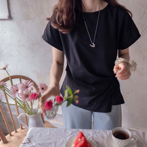 And Lovely Twist Point Soft and Light Blouse [size:F(55~66)]