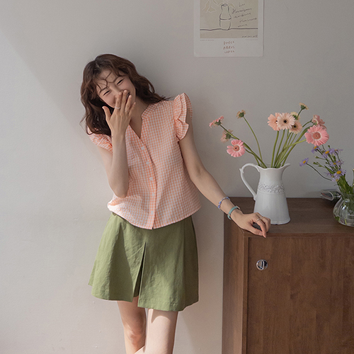 [New product special price 5,000 won discount] <FONT color=#5a3954>MADE LIN</font> Coeli Check wing sleeve Blouse [size: F (55~66)]