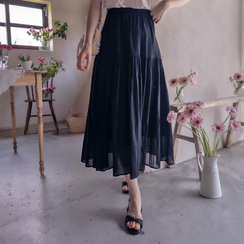 [LABEL] Raven Punching Flower Embroidery Summer Slim Wind Skirt [size:F(55~66)]