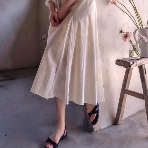 [New product special price 8,000 won discount] <FONT color=#5a3954>MADE LIN</font> Glow Hidden Race Skirt [size: S, M]
