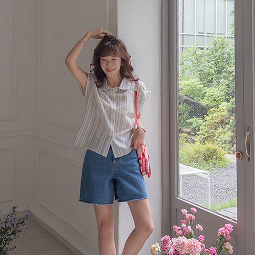 [Wrinkle-free][LABEL] Romiel 3D Embo Silver Color Blouse [size:F(55~66)]