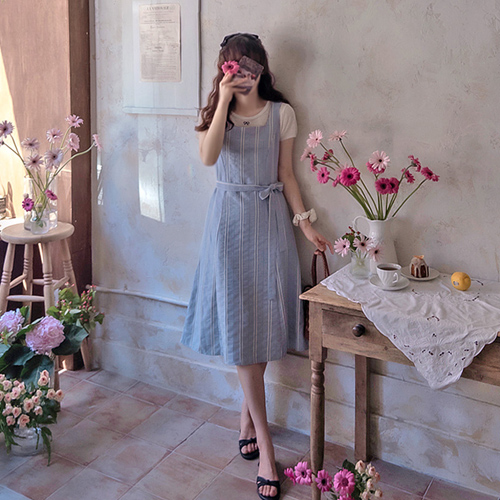 [New Arrival Special Price: 9,000 Won Discount] <FONT color=#5a3954>MADE LIN</font> Vernis Gingham Check Square Neck One Piece [size: F (55-66)]