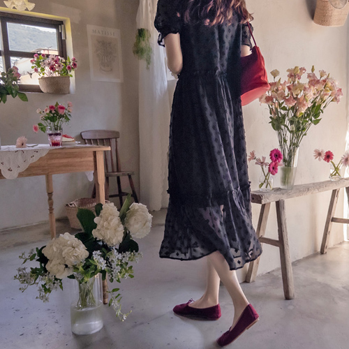 [New Product Special Price 10,000 Won Discount] <FONT color=#5a3954>MADE LIN</font> Windy Flower Bowknot Tie Puff One Piece [size: F (55~66)]