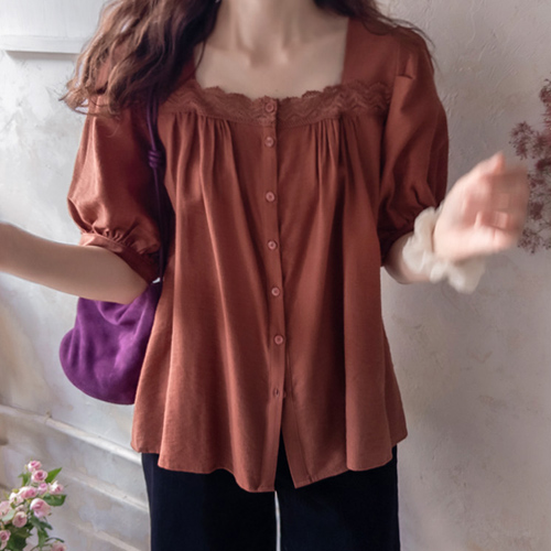 [New Arrival Special Price 4,000 Won Discount] <FONT color=#5a3954>MADE LIN</font> Charoventi Race Square Neck Elegant Blouse [size: F (55~66)]