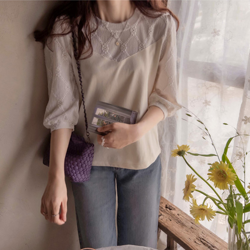 [LABEL] Sorona 3D Flower Embroidery Race Lovely Stretchy 7-part Punching Tee [size: F, 1]