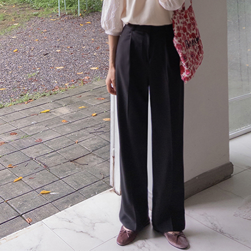[Black Version] [Best Special Price 8,000 Won Discount] <FONT color=#5a3954>MADE LIN</font> [Wrinkle-Free Zero] Sands Wrinkle-Free Semi-Wide One-Tuck Slacks [Size: S, M, L]
