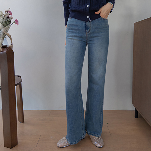 Charming Naven Stretchy Semi Straight Fit Denim Pants [size: S, M, L]