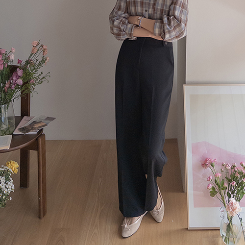 [Whoosh! Fall New Arrivals] Deloa Waistband Beaded Detail Straight-Fit Slacks [size: S, M, L]