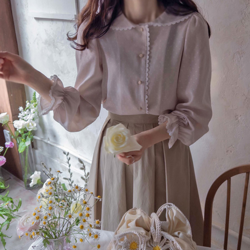 <FONT color=#5a3954>MADE LIN</font> Shualan Miniless Round Collar Pure Dot Blouse <FONT color=#d8a4a4>[Scratch Sale]</font>