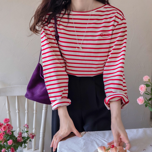It's Love Autumn Dangara Lettering Embroidery Tee [size: F (55~66)]