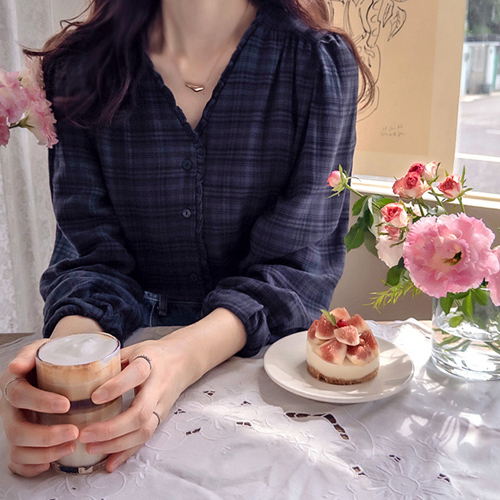 [LABEL] An High Ju Sharing Check Soft and Flexible Blouse [size: F, 1]