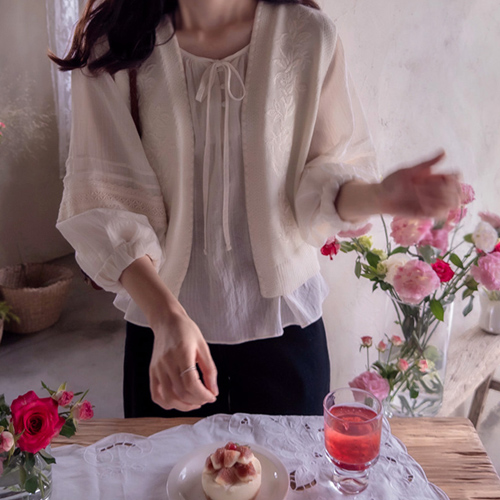[LABEL] Felid Flower Embroidery Autumn Knit Vest with Great Coordination [size: F(55~66)]