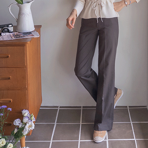 [Flexible tension] Long-legged, high-quality material, slim boot cut slacks [size: S, M, L]