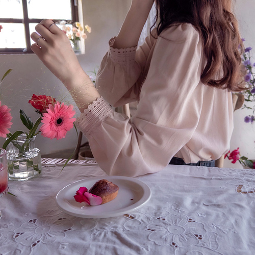 Fall Damian Romantic Race Loose Fit Blouse [size: F(55~66)]