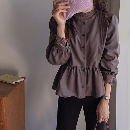 Rosina soft-touch pin-tuck shirring blouse [size: F(55~66)]